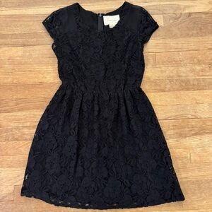 Coincidence & Chance black lace cap sleeve a-line mini dress size small S 
 b17
